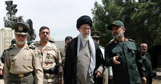 在伊朗,为何伊朗最高领袖哈梅内伊的地位牢不可撼?