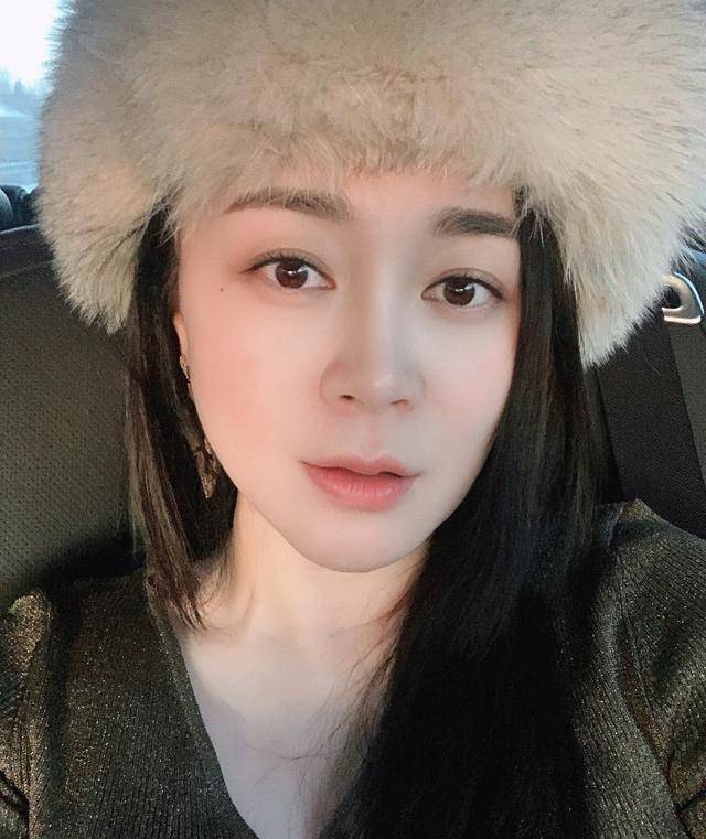 关婷娜:被赵本山捧红,遭郭德纲调侃有心身材,40岁单身成父母心病