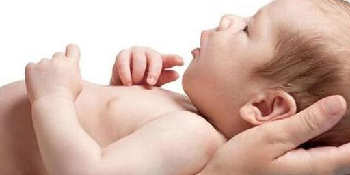 出生不到一个月的宝宝有痰怎么办？这7个方法也许能帮到你！_宝贝_时间_症状