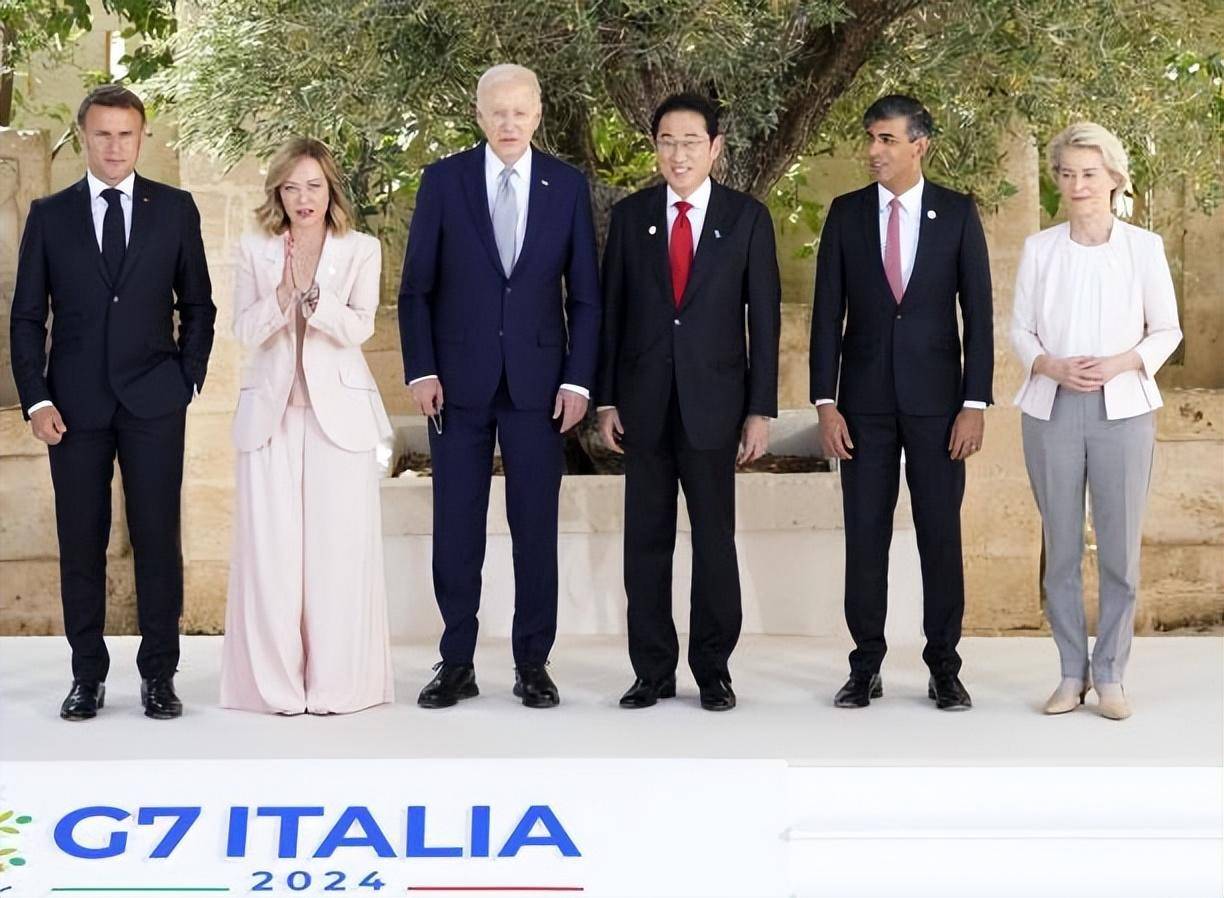 g7峰会合影图片