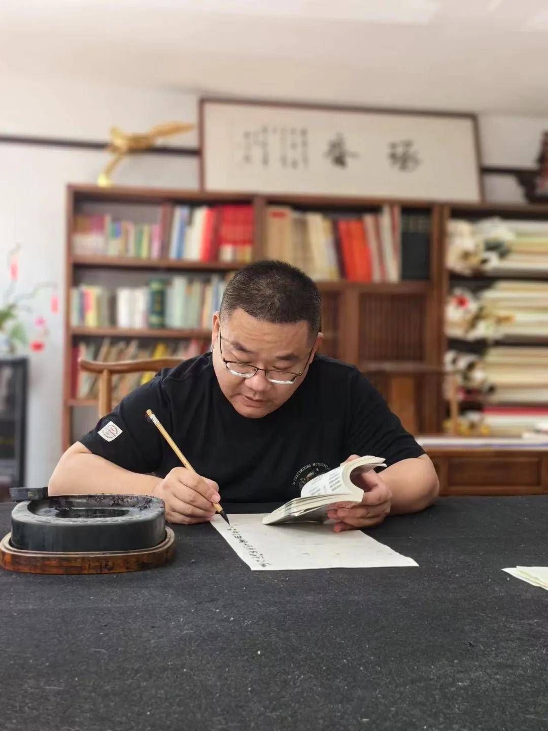 过雨看松色——张斌书画特展