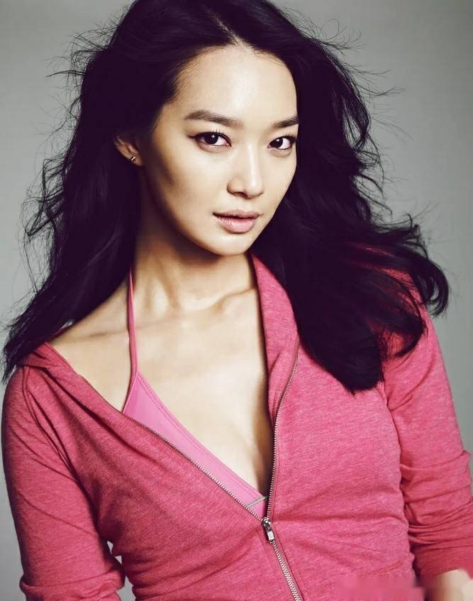 35岁申敏儿写真曝光,清新脱俗,典雅迷人,这谁顶得住!