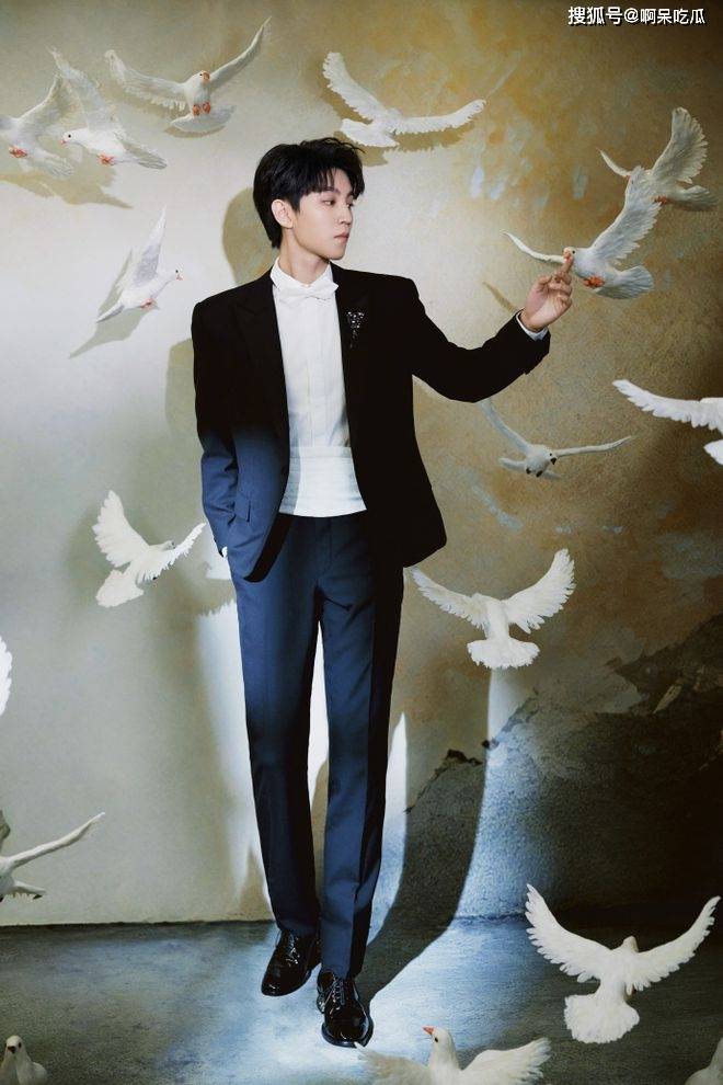 《盗火者》导演:徐展雄 主演:王源,张雪迎,梁靖康,李晨,印小天