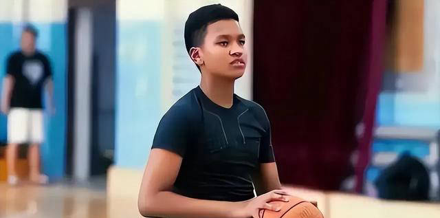 u17国青男篮主教练李晓勇言论引发抨击,青训路向何方?