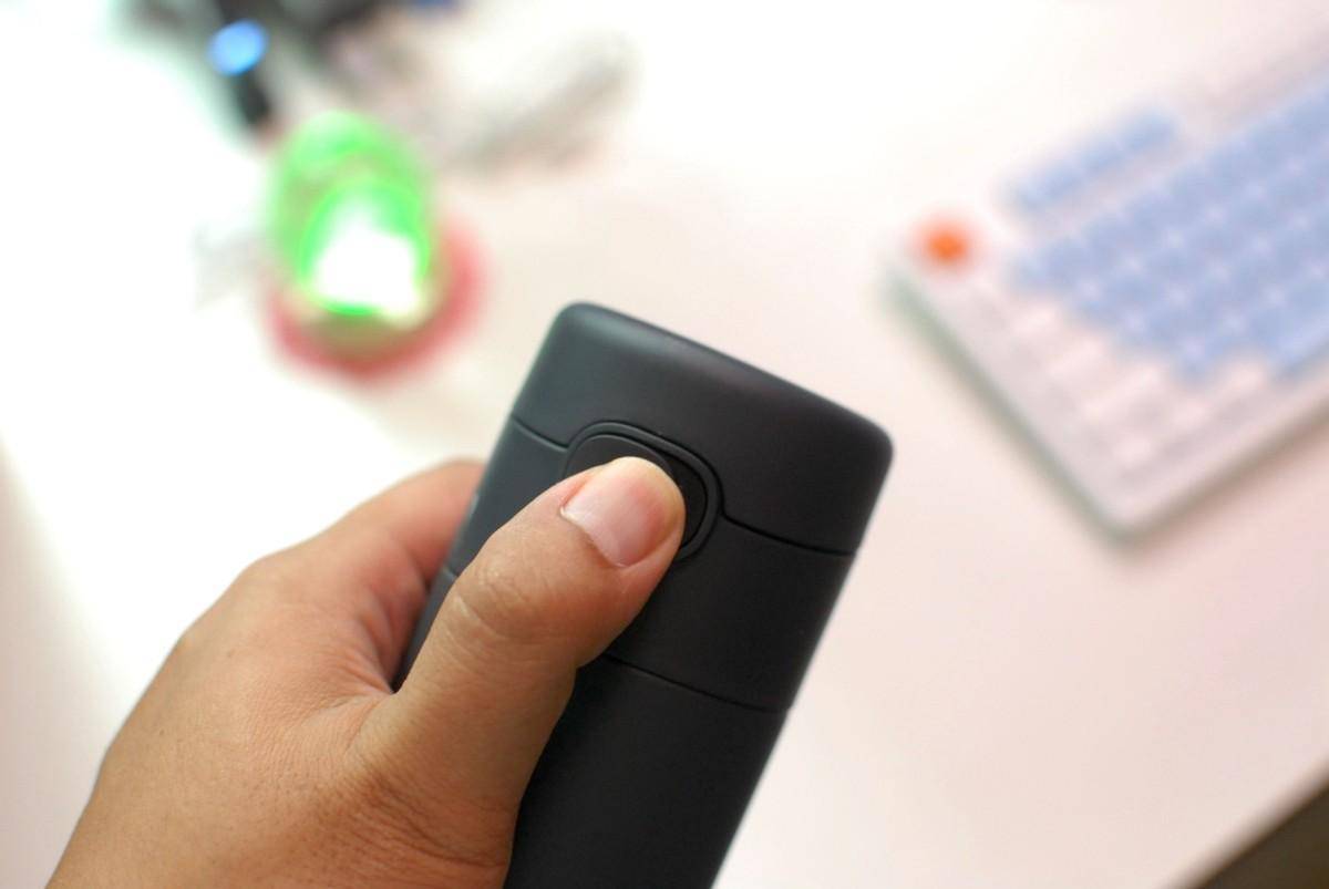 米家弹盖保温杯:一键操作,优雅随行,温暖每一刻