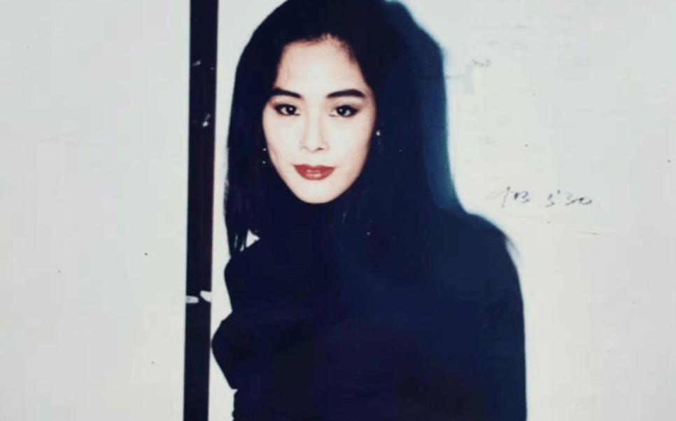 分手了却坚持生下孩子,这些未婚先孕的女明星们,到底图啥?