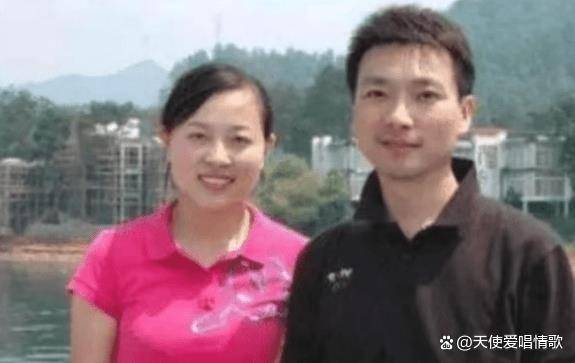 最熟悉两位的央视主持人,竟是夫妻关系,网友:隐藏的太深了
