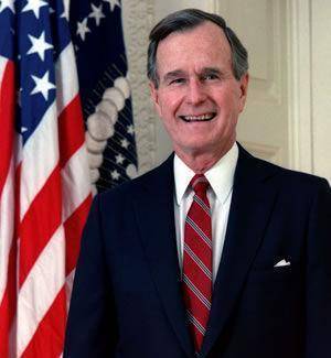 2次入阁白宫,遭4任总统青睐,华裔女部长赵小兰有何不凡背景?