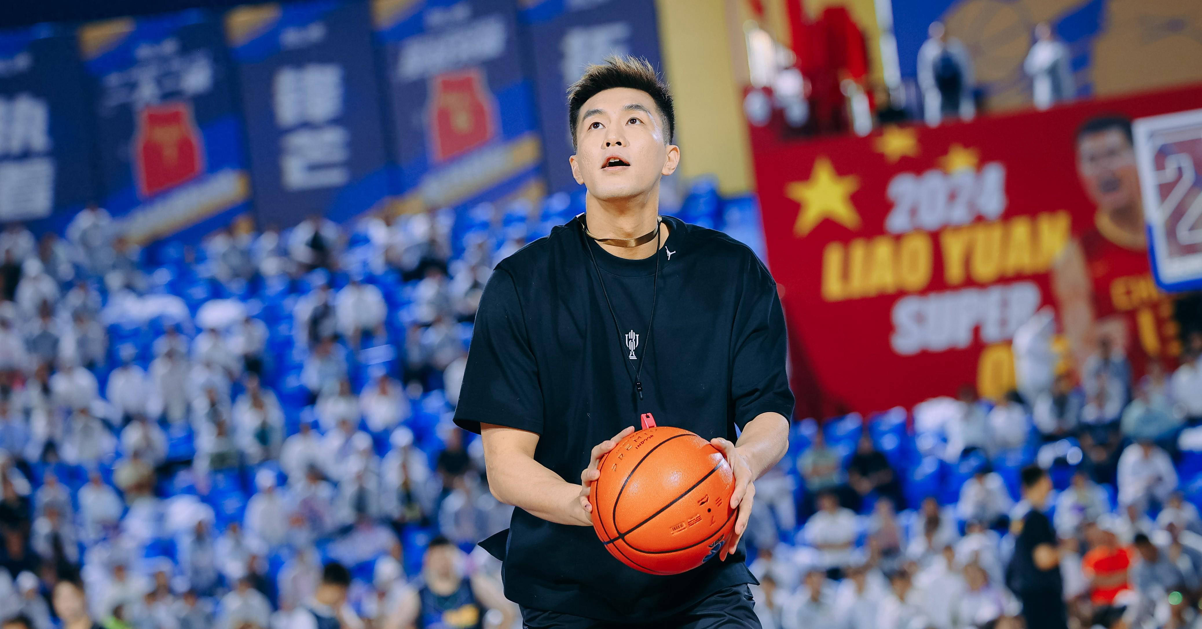 郭艾伦展现全新忙碌生活