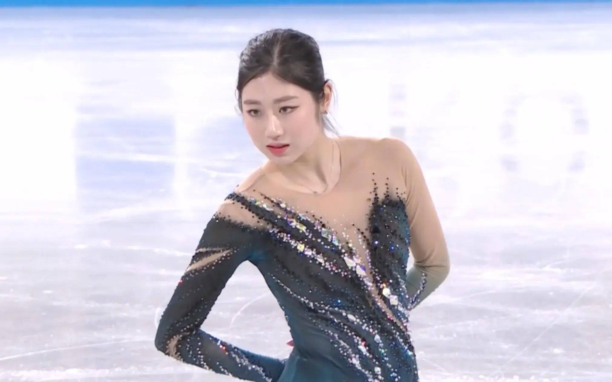 李海仁事情发生在韩国花样滑冰队的海外集训期间,"当事人"一共有两名