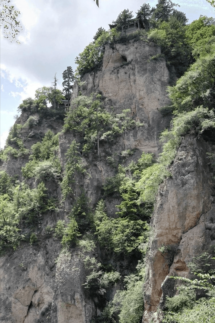 西陲名胜崆峒山