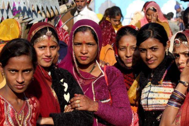 印度的土著怎样把自己玩崩得?他们不反抗吗?嗯,他们不想