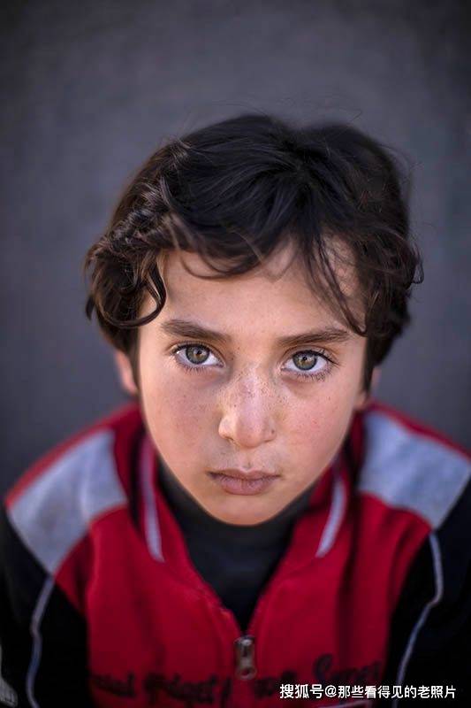 叙利亚内战爆发 生活在国外难民营中的叙利亚小孩