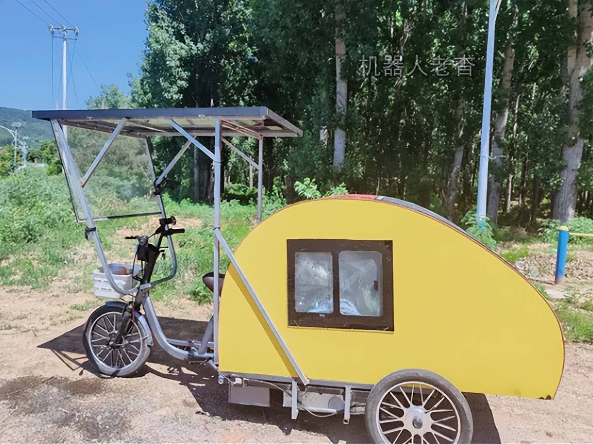 百公里仅需半碗凉面,助力版三轮房车来了,电动骑行三轮床车现身