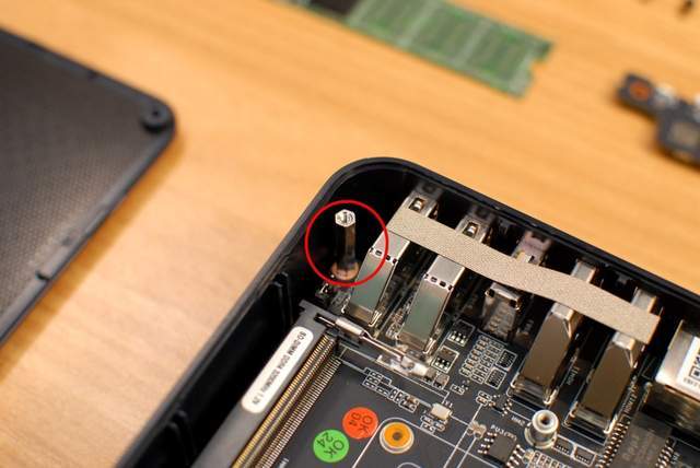 下班随手带走的电脑?新风尚的一体式轻办公主机零刻EQ13了解一下