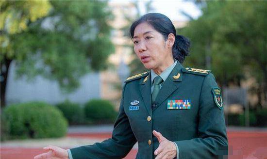 现役立一等功最多的女兵,5次荣立一等功,从义务兵升到大校军官