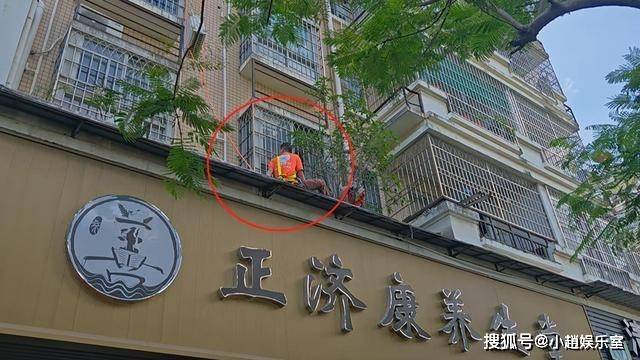 原创            安全绳脱落，空调安装师傅从5楼坠下，自行架设绳索保护系统的锚点脱落坠楼-空调安装维修人员所使用的坠落悬挂安全绳有效长度