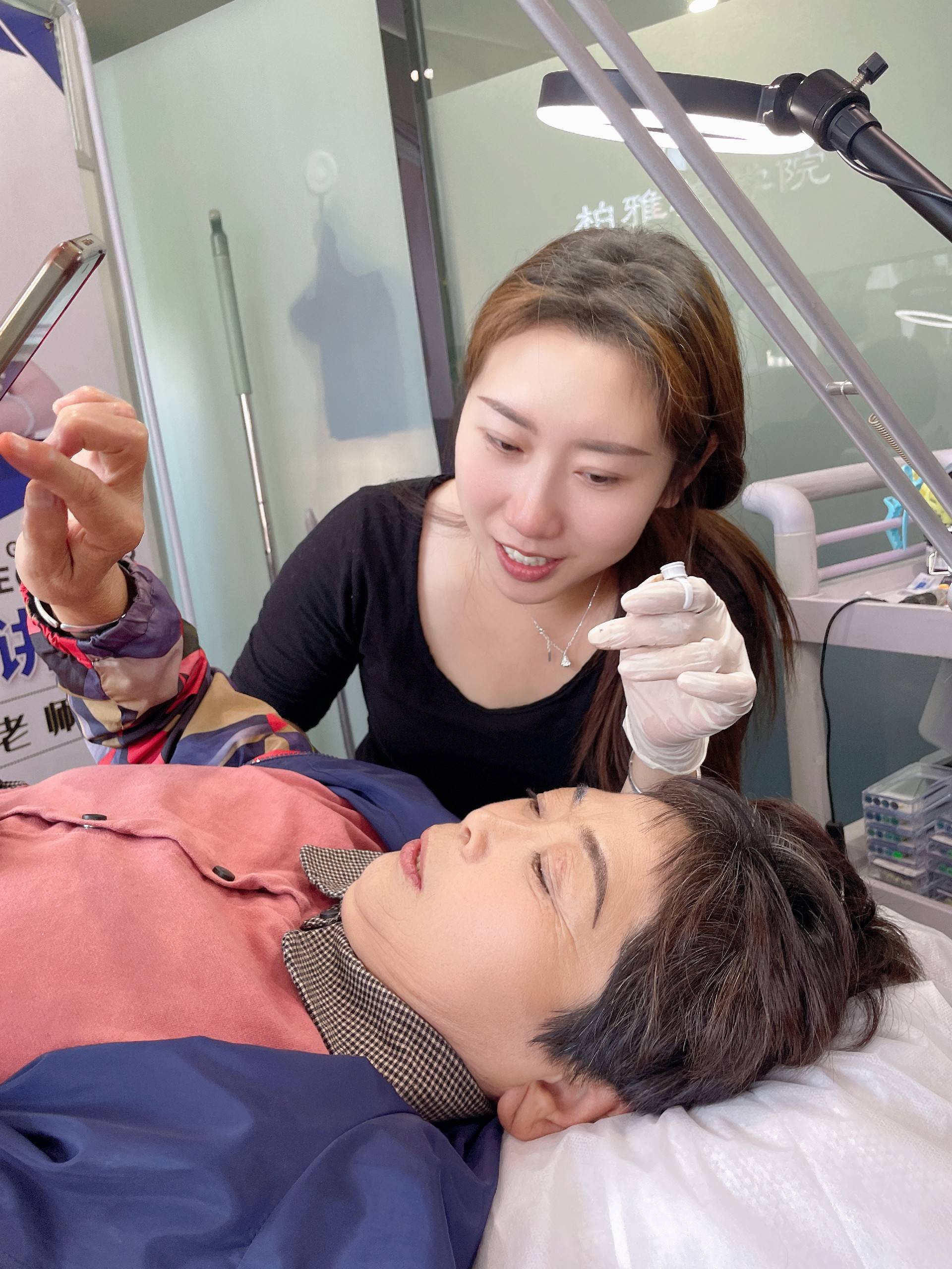 专业纹绣培训班_纹绣培训学校排名_中国柏雅美学院纹绣职业培训学校