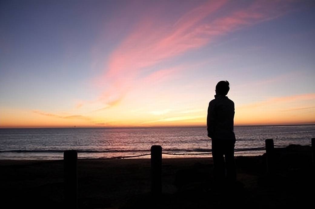 遭遇感情背叛之后要明白的道理:痛彻心扉,是为了成为更好的自己