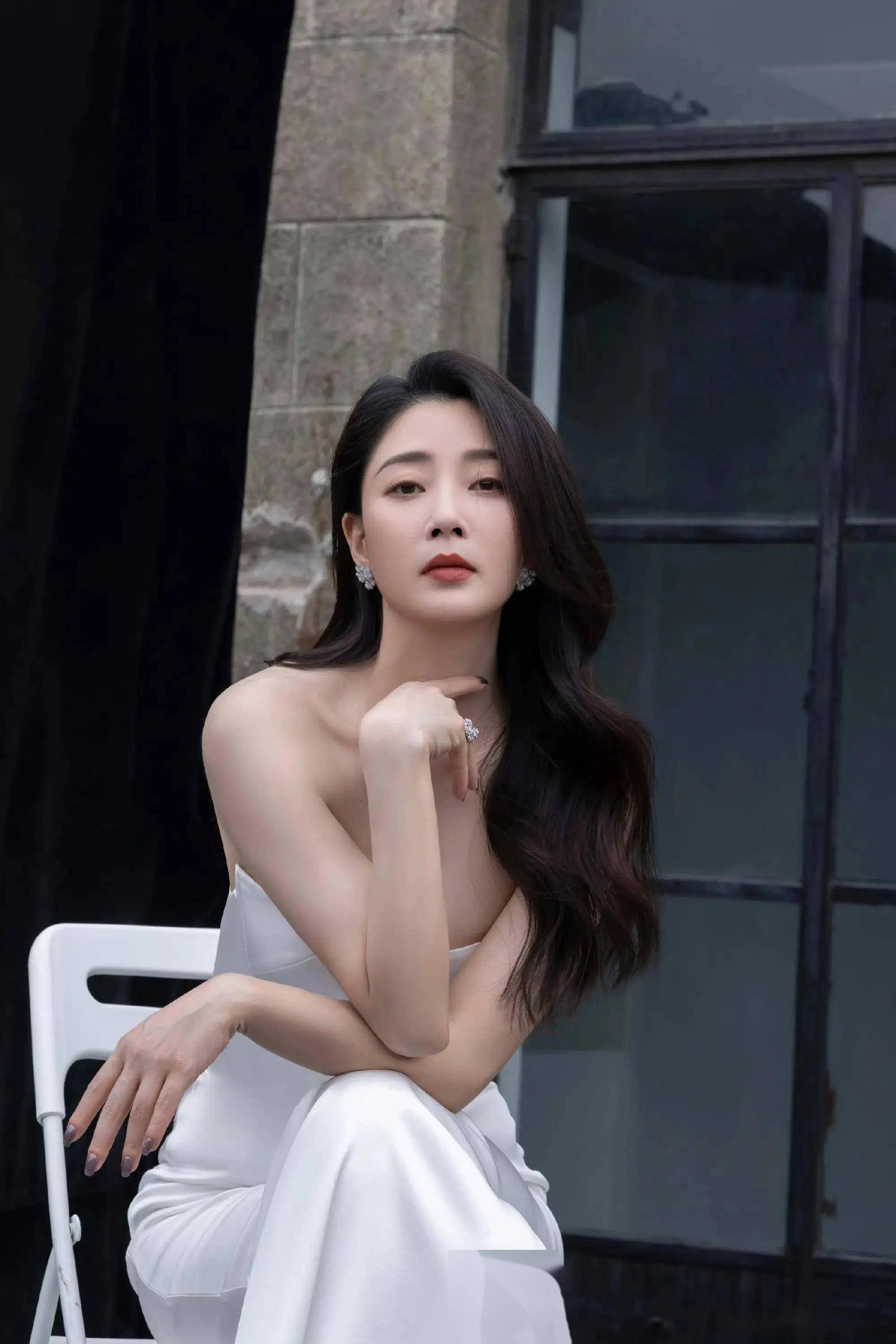 殷桃的美貌与才华,这绝色女神谁能抵挡?