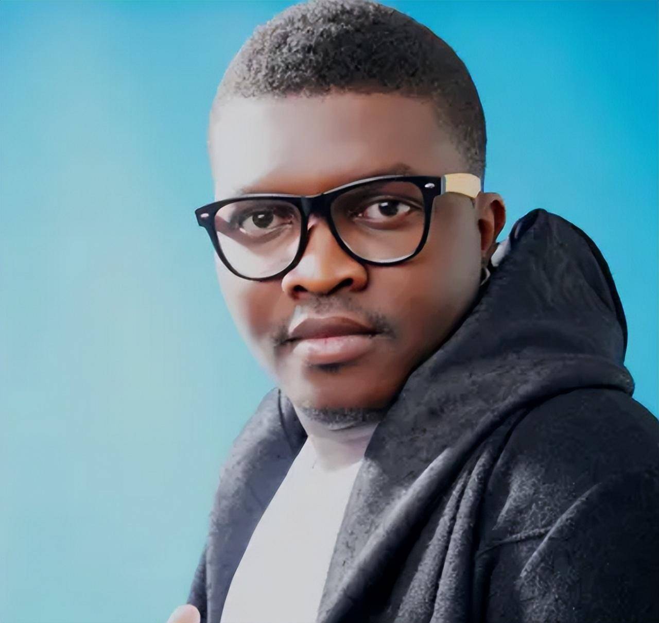 回顾黑人歌手好弟:走红后娶中国姑娘,36岁仍未取得中国绿卡