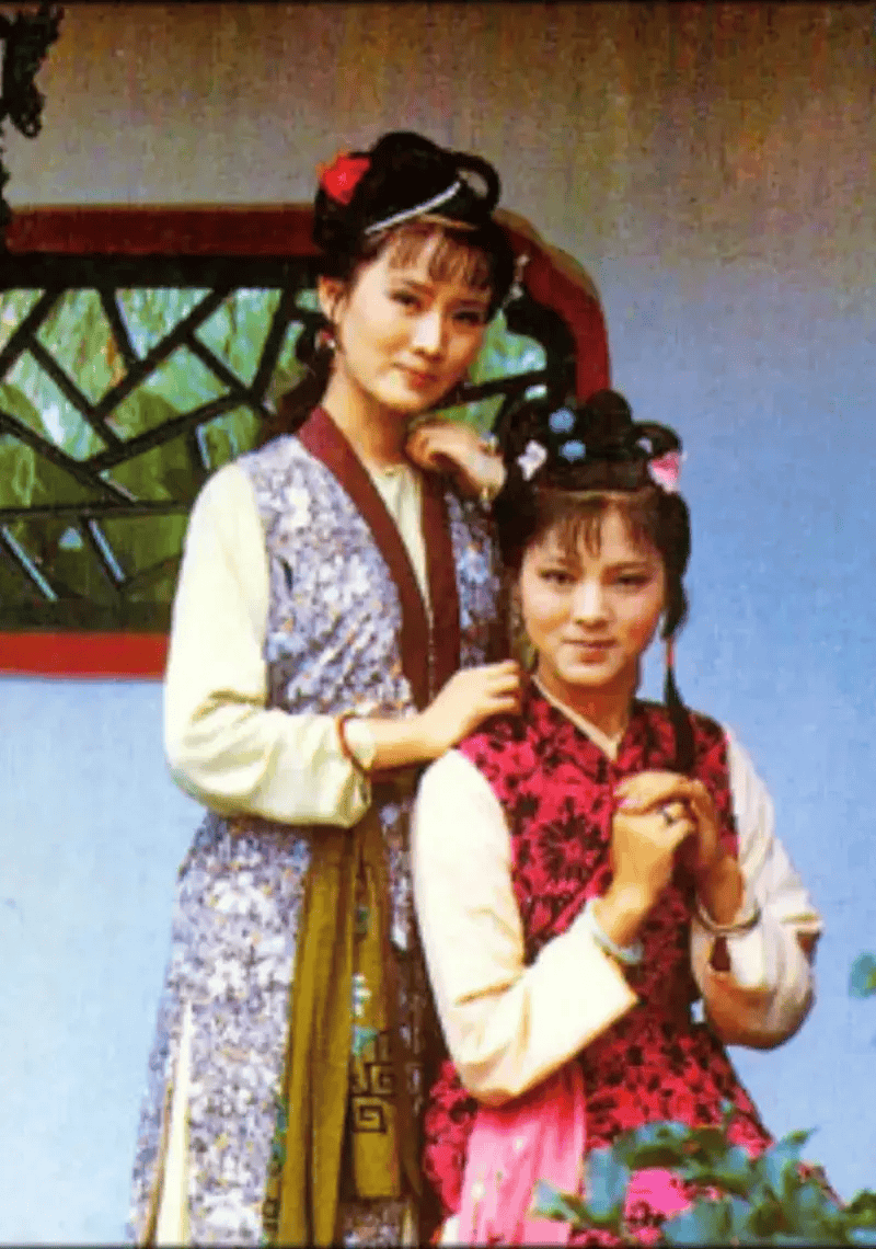 难怪王扶林导演非要把她"化丑",当年的她漂亮到欧阳奋强不敢看