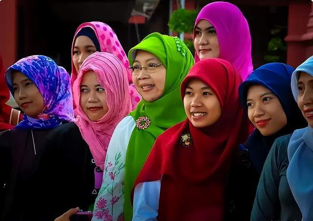 文莱如此富裕,让中东土豪们都为之汗颜,这个国家百姓相当幸福!