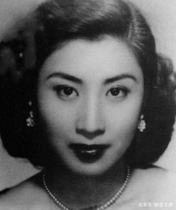 她出生于豪门世家,17岁嫁给抗日名将,19岁守寡至今却风华依旧_王玉玲