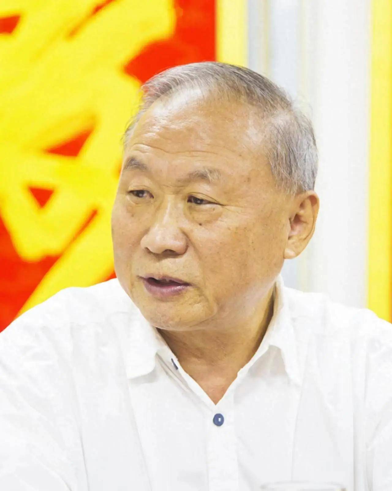 【视界晨报】热烈祝贺著名作家张荣才被《中国现代文化报》聘为副总编