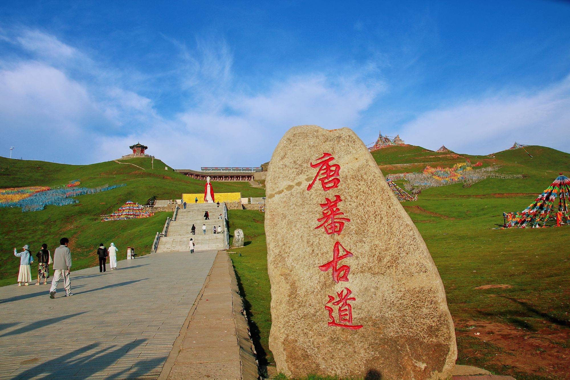 青海日月山文成公主庙,故事脍炙人口,1300多年见证汉藏民族团结
