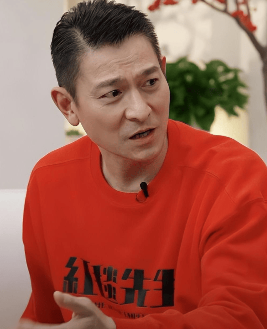 62岁刘德华晒一日三餐,网友:真自律,难怪看起来像40岁