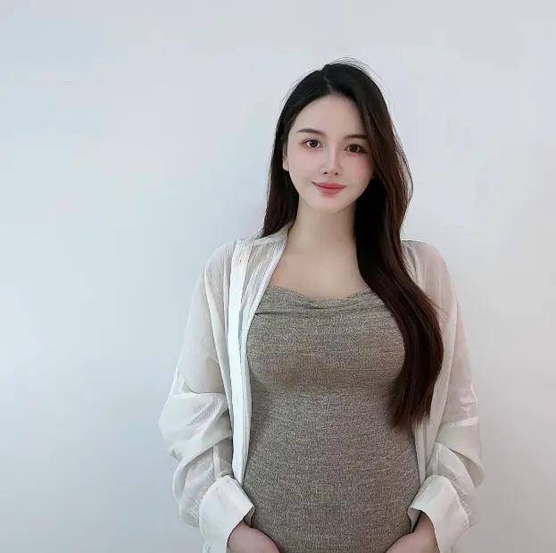 uzi女友婷婷图片