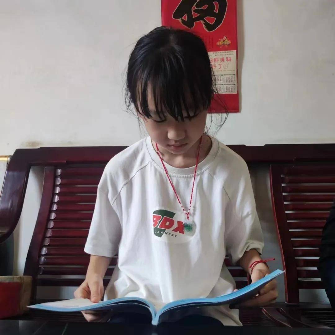 奖学生:五年级苏铭轩电脑绘图 市级三等奖学生:六年级刘晨阳创意编程