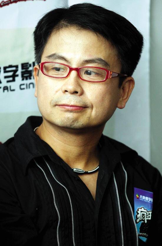 《明星烧腊店》「小龟」黄一山 为罕病而消失演艺圈_儿子_周星驰_电影