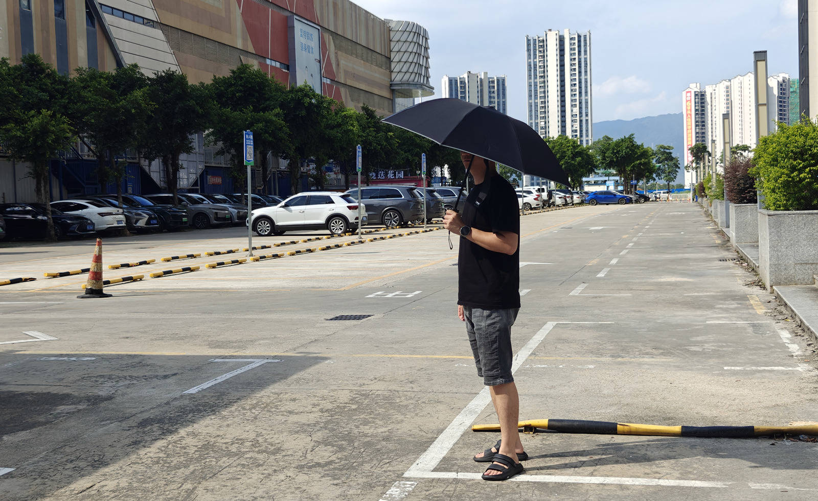 未雨绸缪,出行无忧,日全时智能电动伞体验分享!
