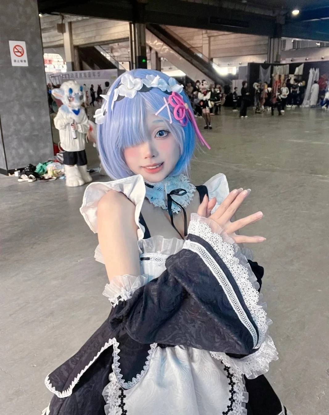 莉莉安版雷姆"白丝"登场,网友:太像了!