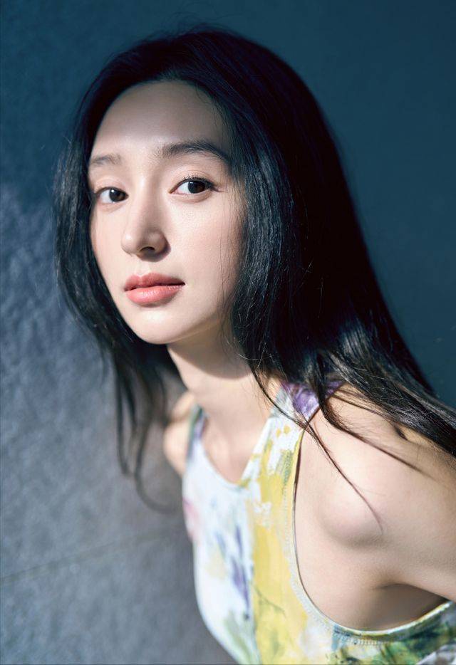 pb-黄昊月:无袖连衣裙,直抵人心最柔软的地方.