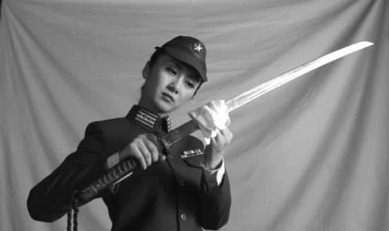 川岛芳子被捕入狱,折磨了3年才枪毙,临死前提出一个奇怪要求