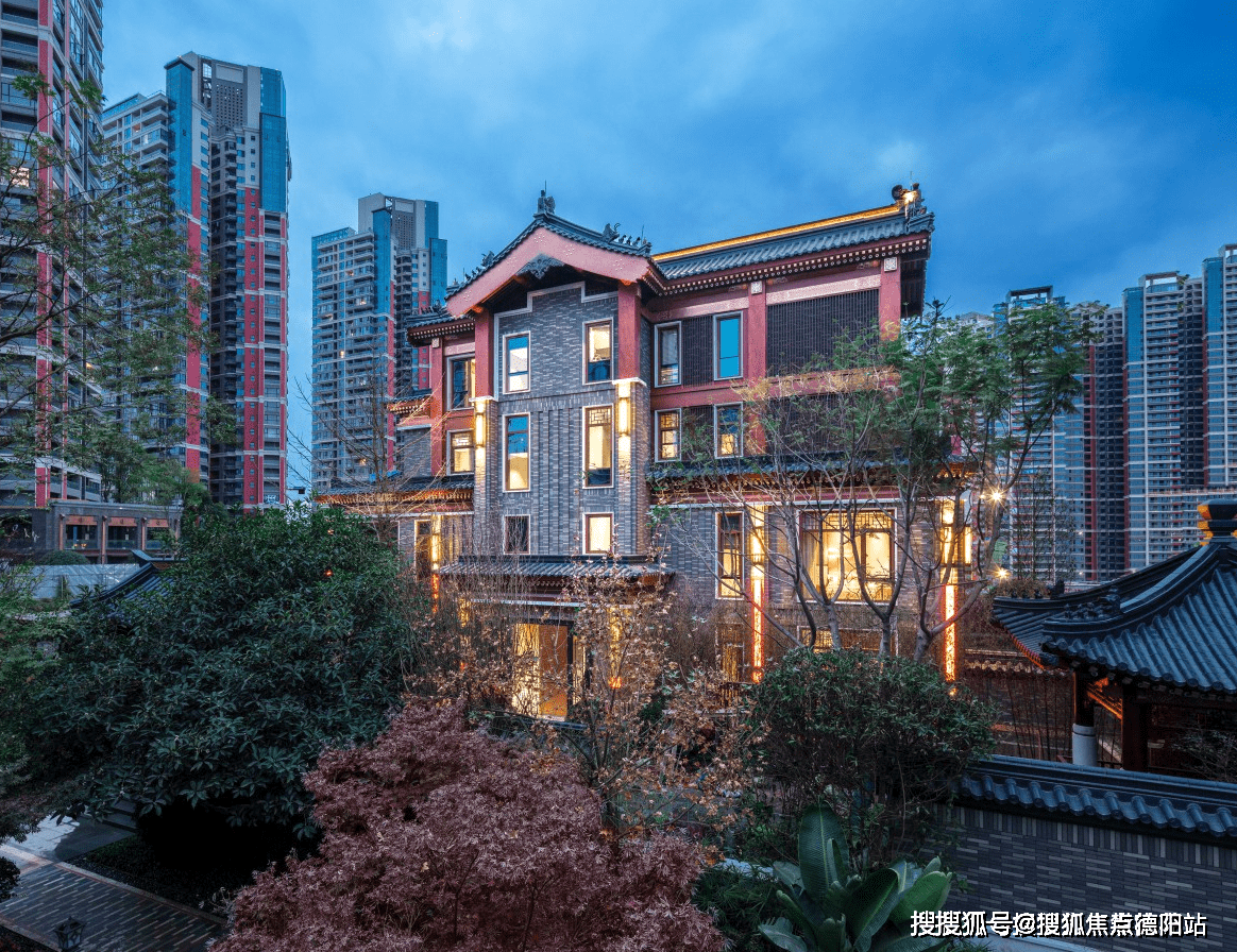 构建等领域,不仅美观精致,其耐久性与强度均完全超越传统材质天工镌刻