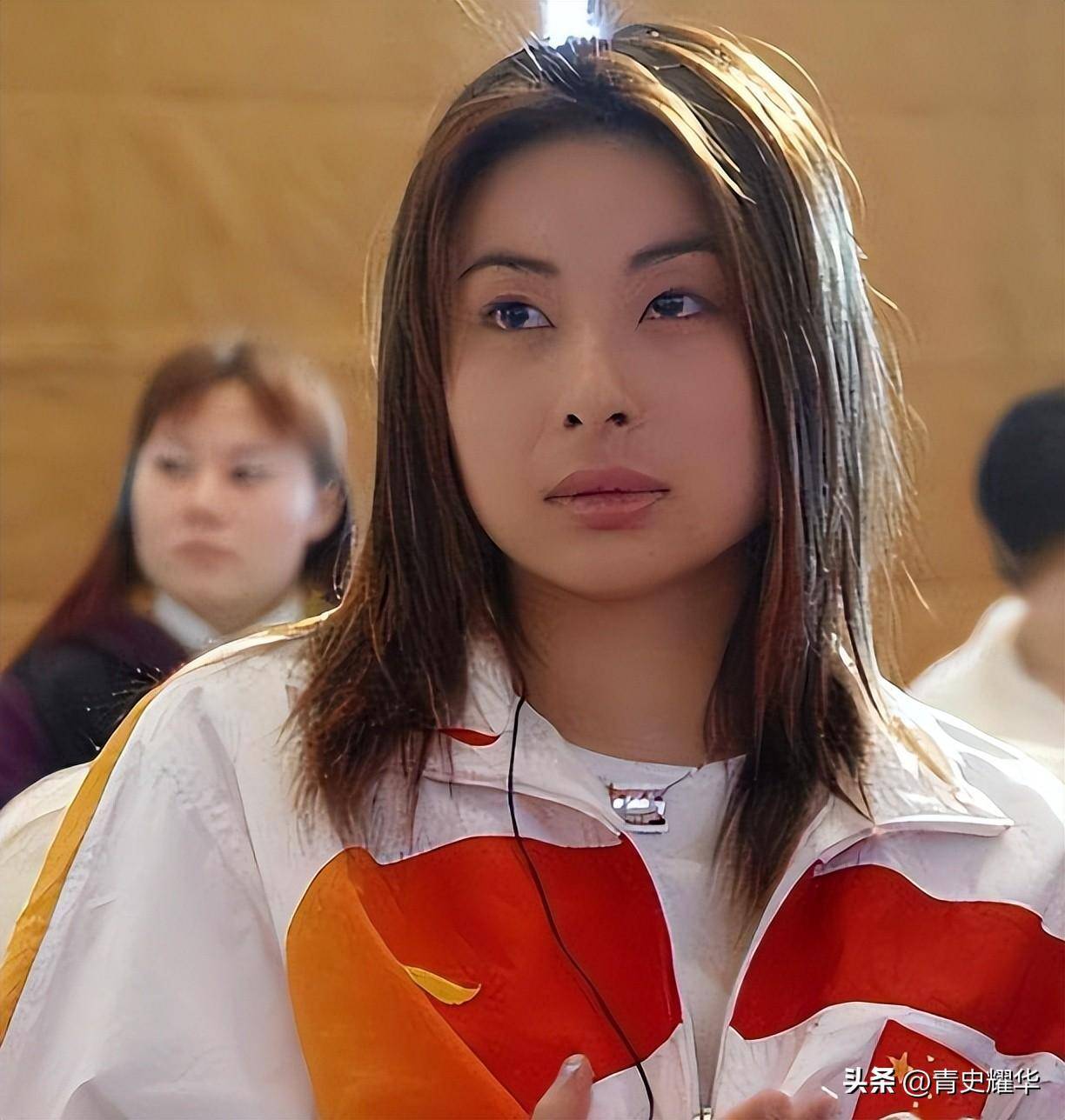 郭晶晶彻底摊牌了,"特殊身份"已曝光,原来霍震霆当年所言不虚