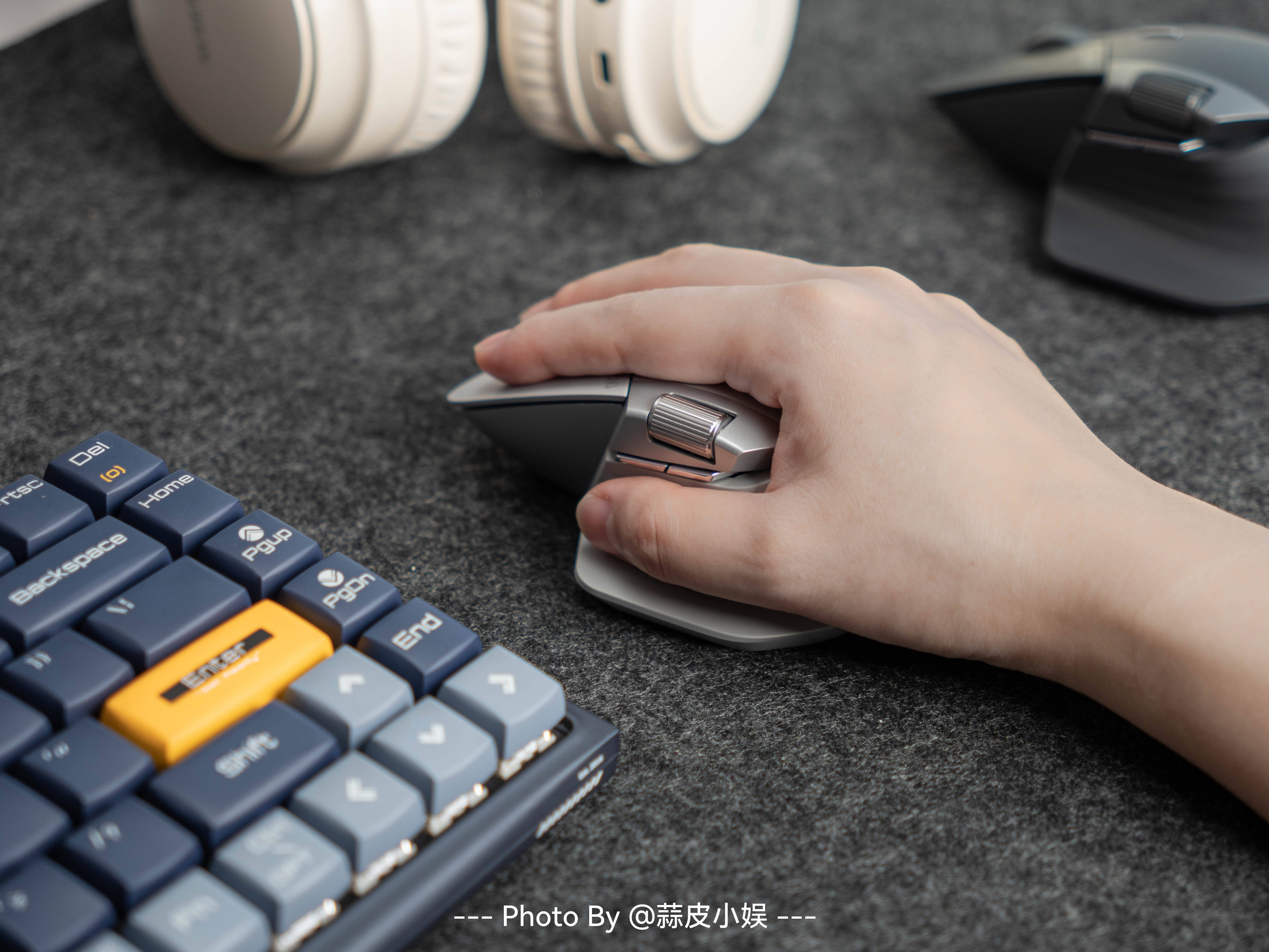 效率利器，商务办公新潮流，雷柏MT760系列多模无线鼠标