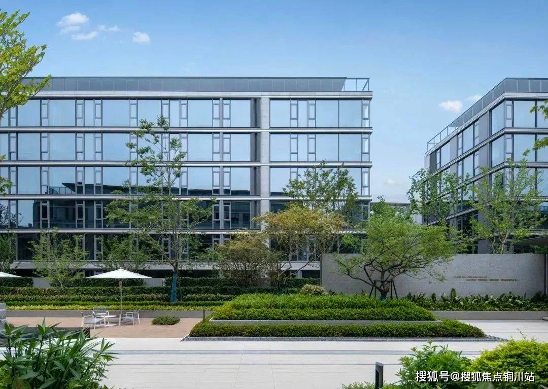 德清绿城晓月澄庐售楼处电话|售楼中心(售楼处)首页网站|楼盘实时解析