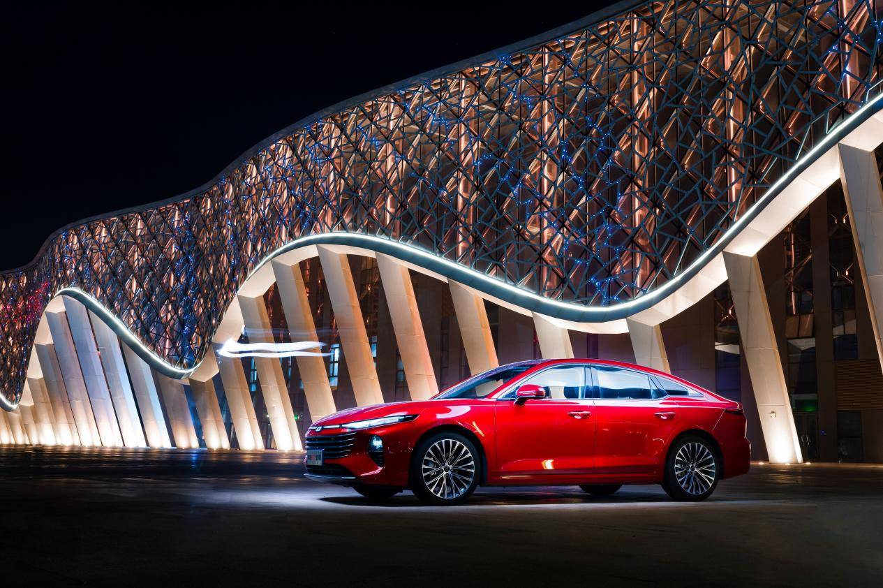 值得入手的b级大家轿,奔腾b70售价7.59万元起