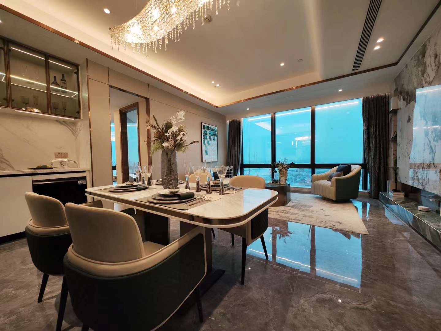 2024上海【珑悦滨江】(黄浦江江景大平层)楼盘简介-优缺点分析