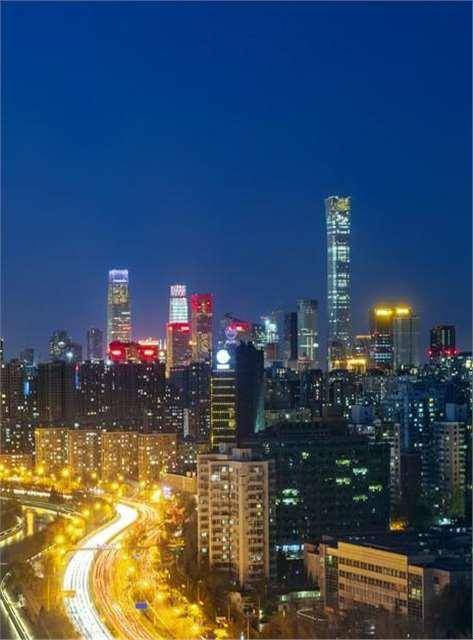 100多年前,外国人拍摄的北京城,9座城门都在,护城河太漂亮了!