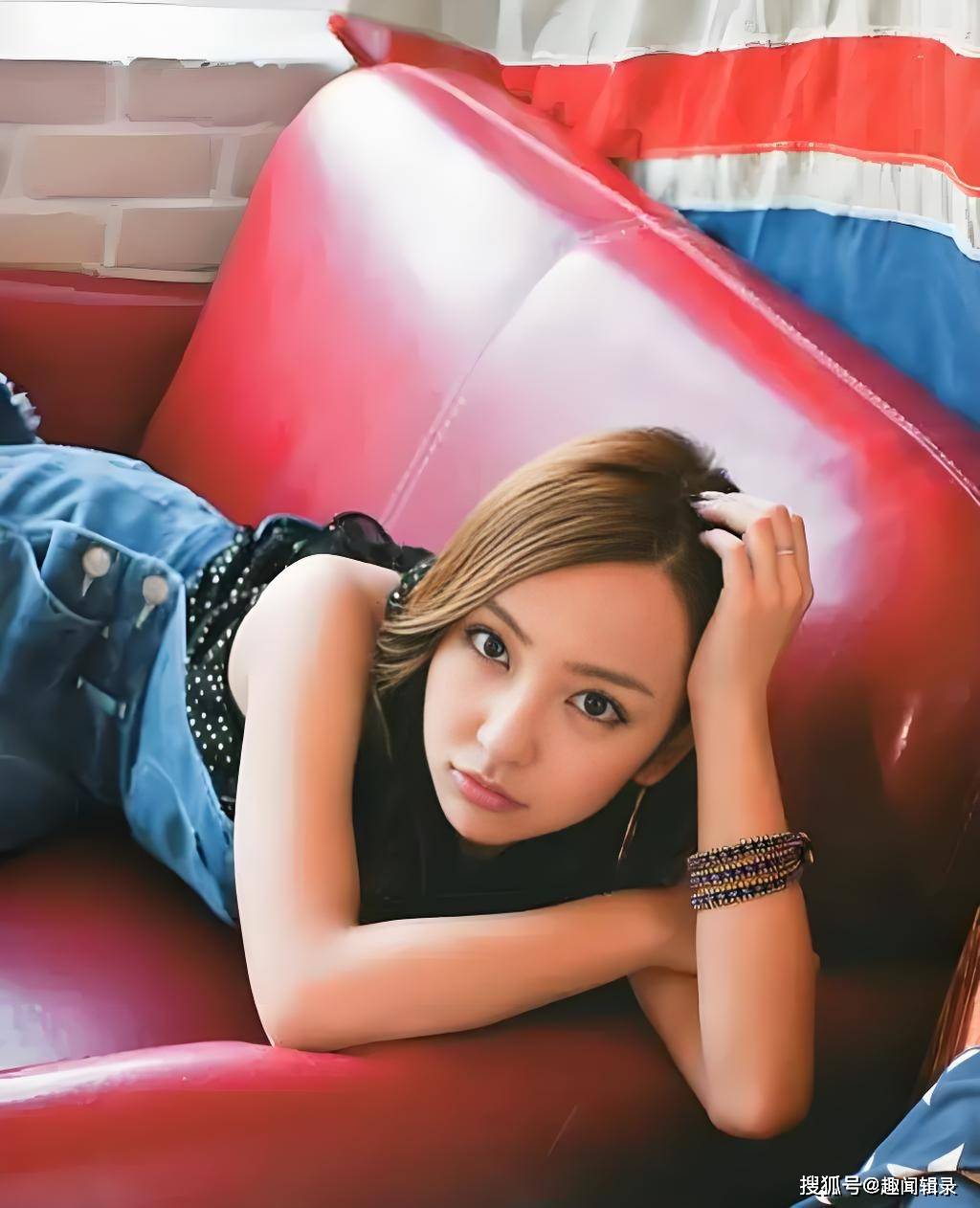 【标题】板野友美:身姿曼妙,娱乐圈的致命诱惑