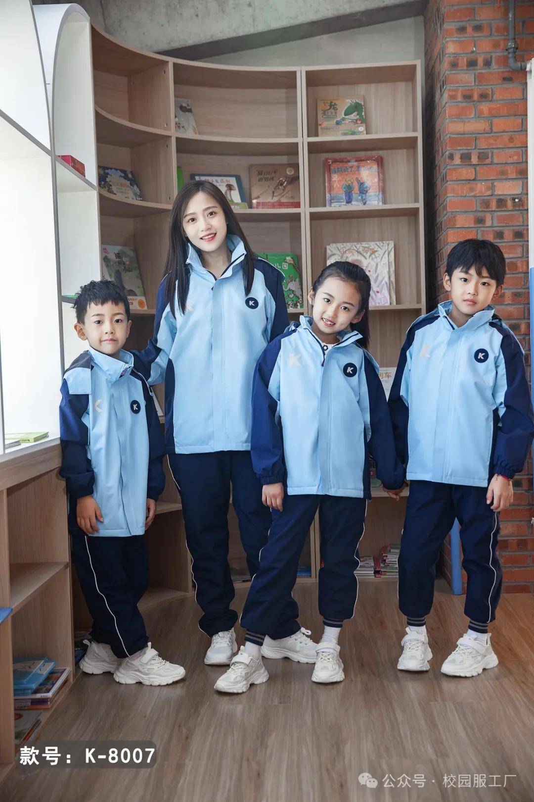 学生必须穿校服吗？