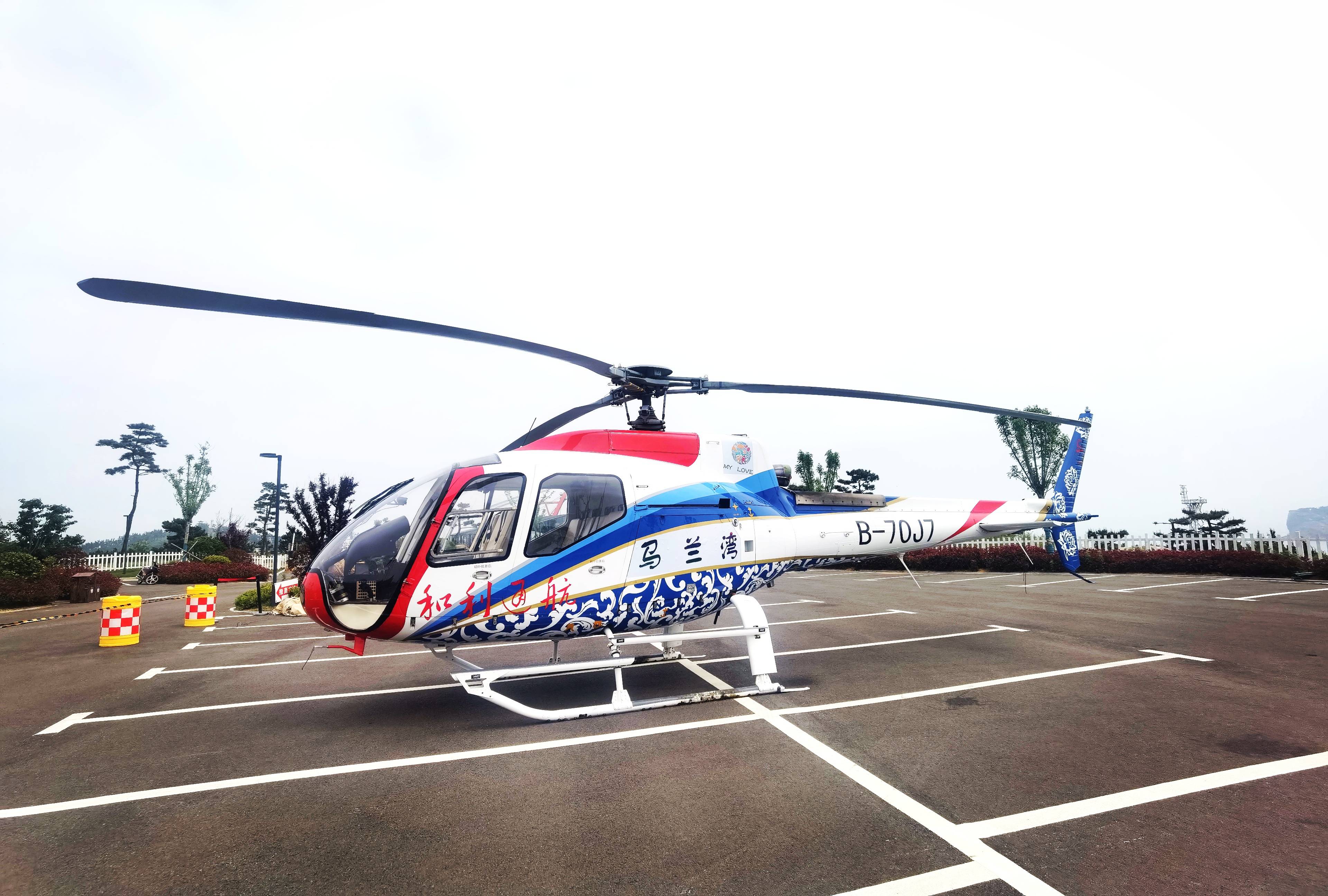 马兰湾低空旅游直升机试飞成功 我市破题低空旅游新业态