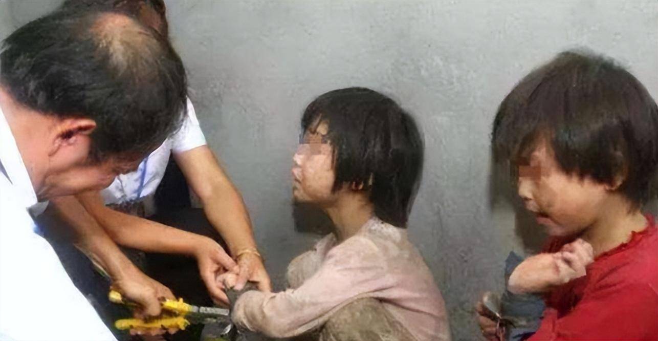 09年4年拐卖33个婴儿的喻立香被捕,被判死刑后嚎哭:我的娃咋办_孩子