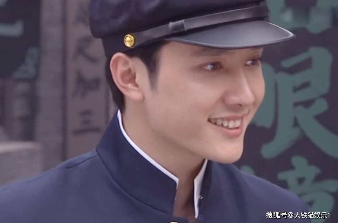 眼镜的冯绍峰帅迷糊了,离婚3年后他越来越容光焕发_娜然_观众_扮演者